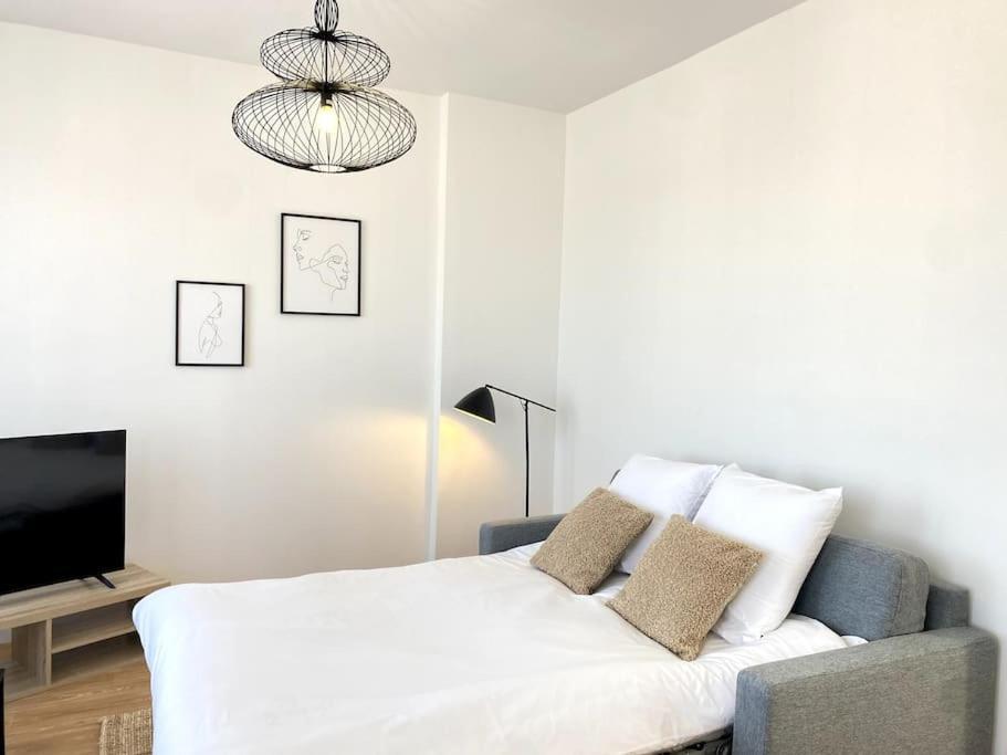 Apartament Le Dandy-Proche Centre-Neuf Châteauroux Zewnętrze zdjęcie